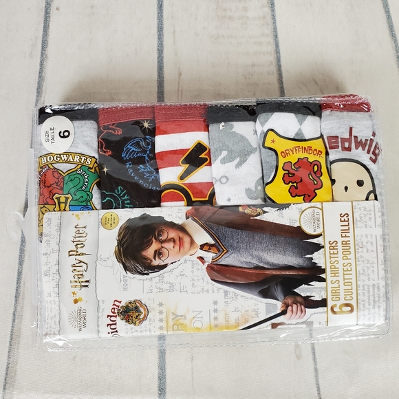 Harry Potter 6 Pack Girls Hipsters Briefs Size 6 Hogwarts - Picture 6 of 6